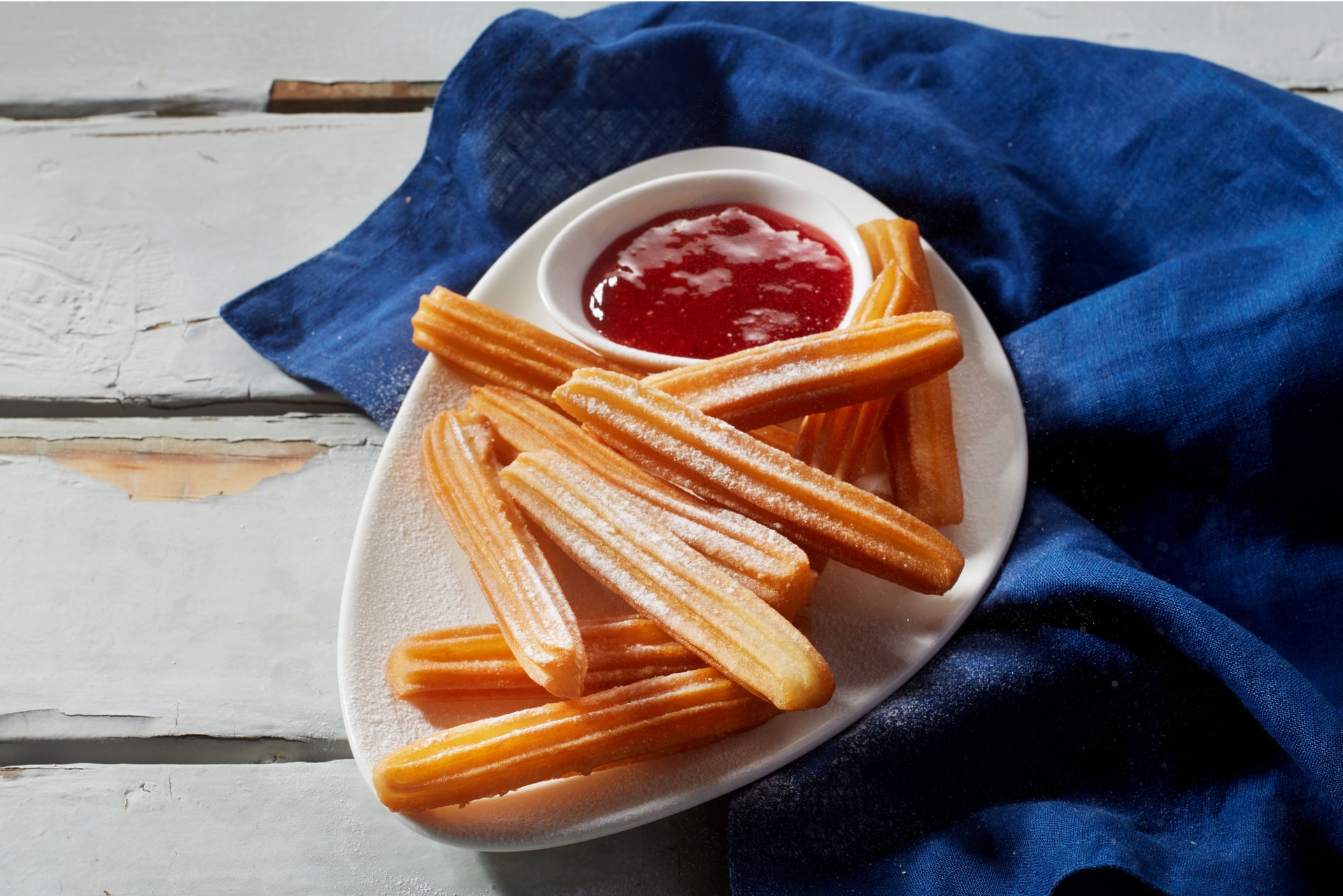 churros_eperszosszal_es_porcukorral Receptek az Aviko Food Service-től