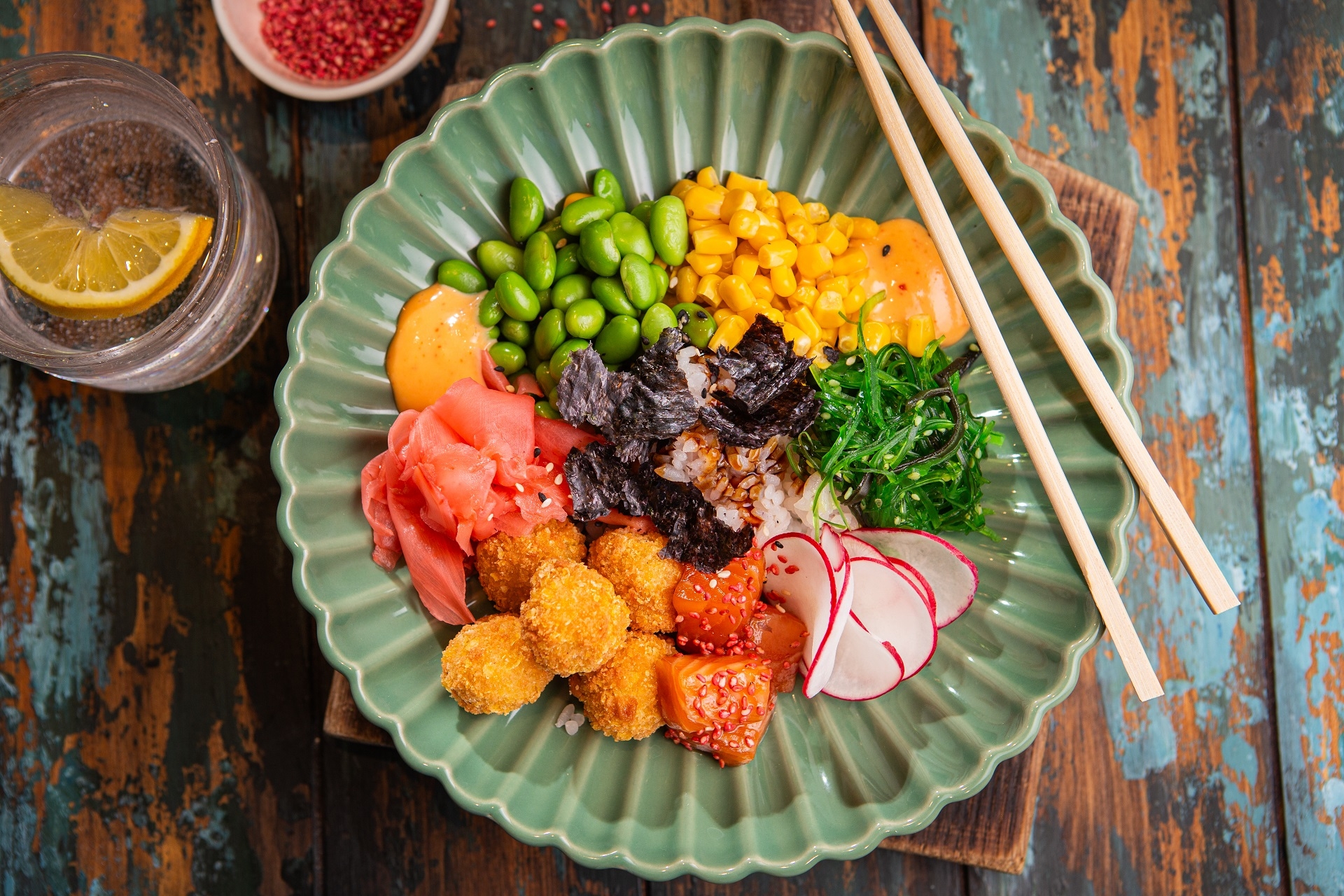 poke_bowl_aviko_kremsajtfalatokkal | Receptek Aviko Food Service termékekkel