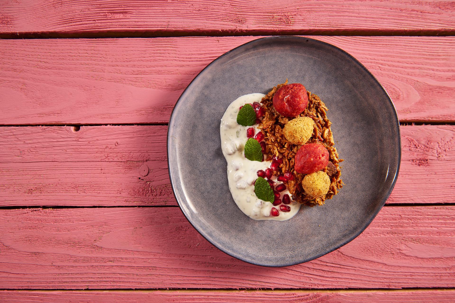 mozzarella_falatkak_es_sajtfalatok_habanero_csilipaprikaval_tepett_pulykahussal