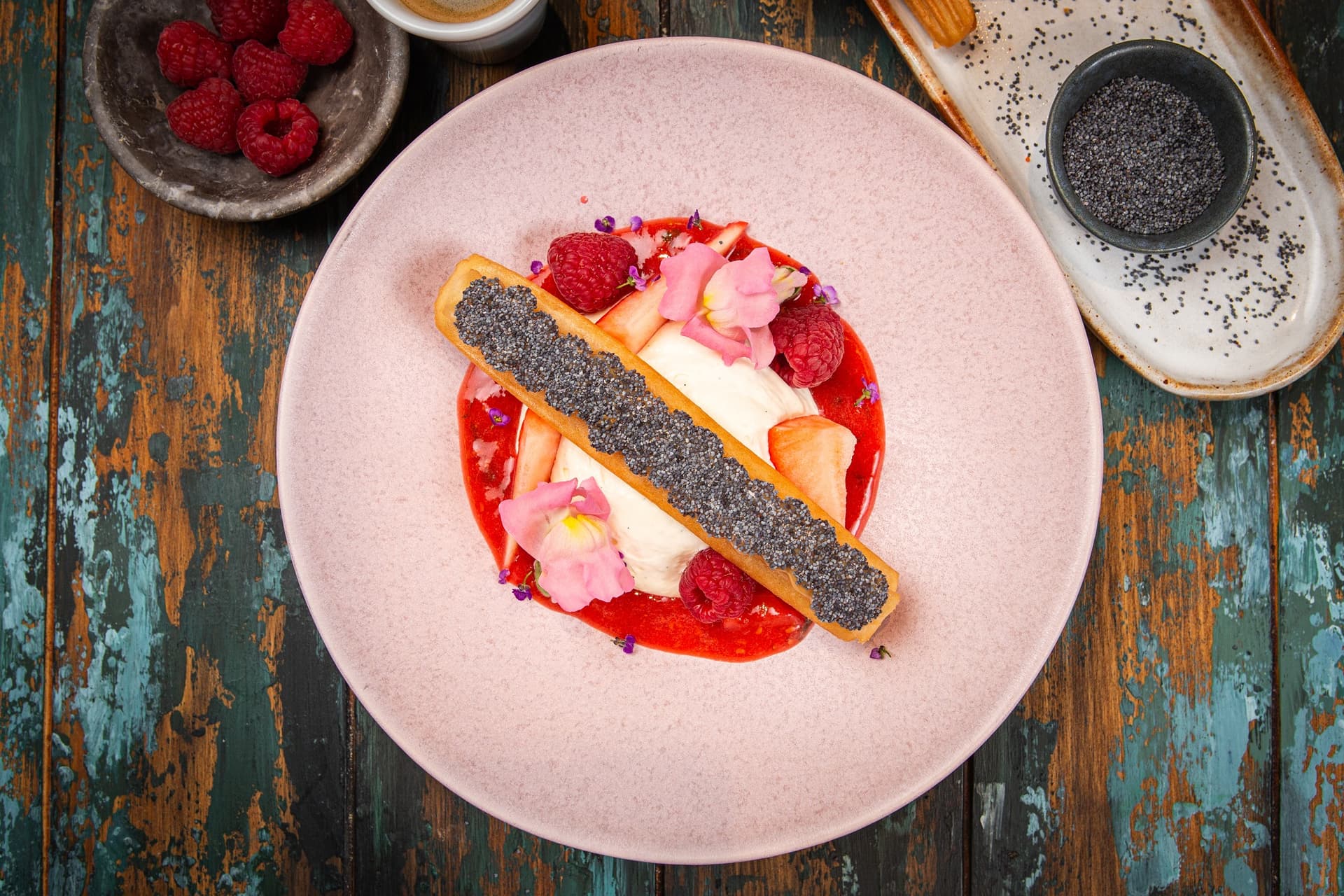 churros_makkal_diplomatakremmel_es_malna-eper_kompottal