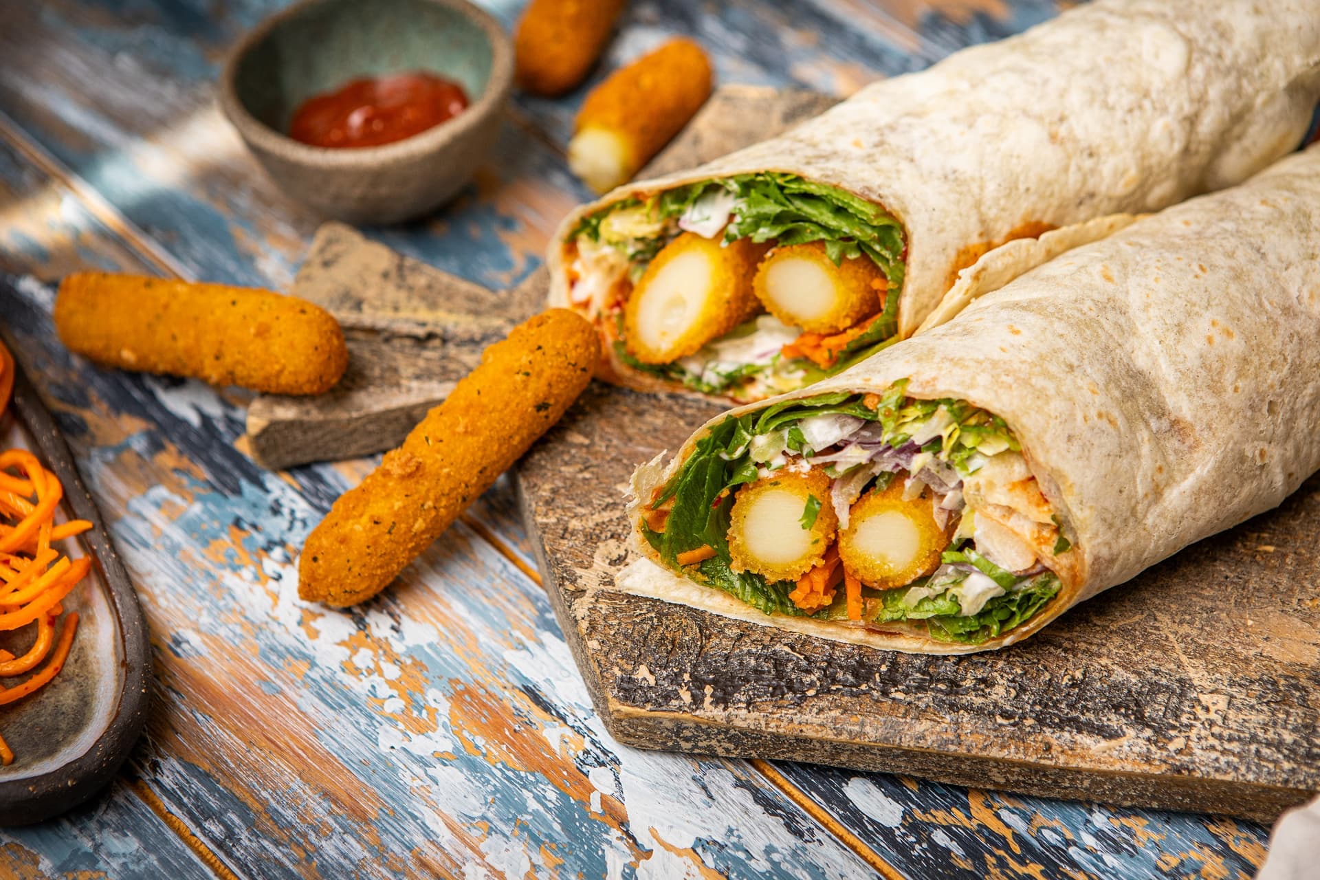 koreai_tortilla_tekercs_mozzarella_sajtrudakkal - Receptek Aviko Foodservice